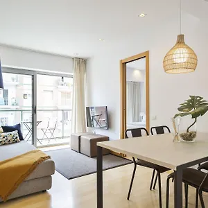 https://lugaris-rambla.catalonia-hotels.com